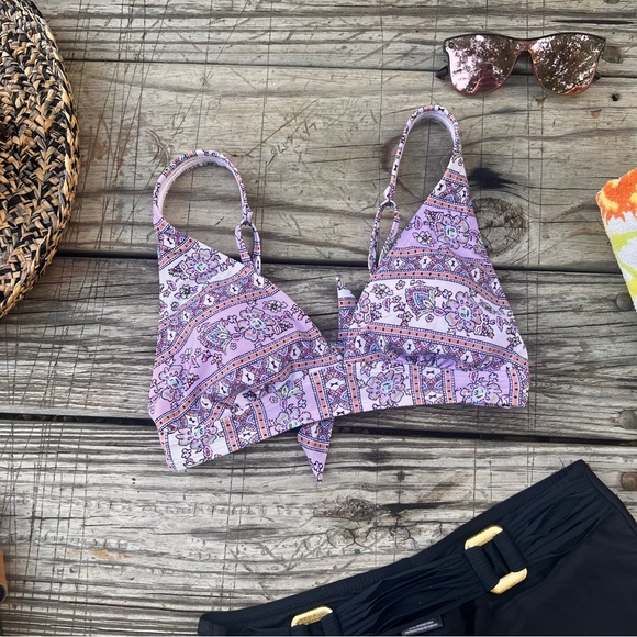 True Craft Paisley Triangle Bikini Swim Top – Size M - Picture 1 of 3